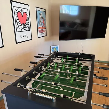 Minimalist Chic In The Heart Of