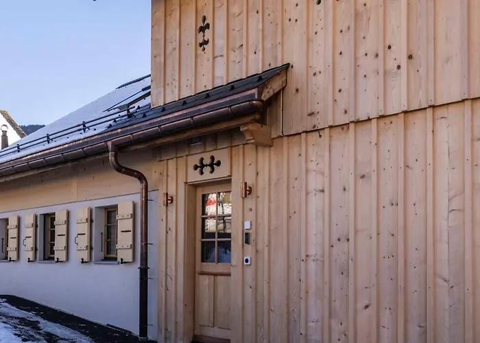 Minimalist Chic In The Heart Of * Rougemont