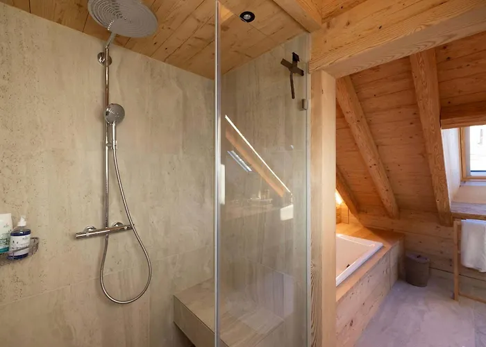 Minimalist Chic In The Heart Of Villa *