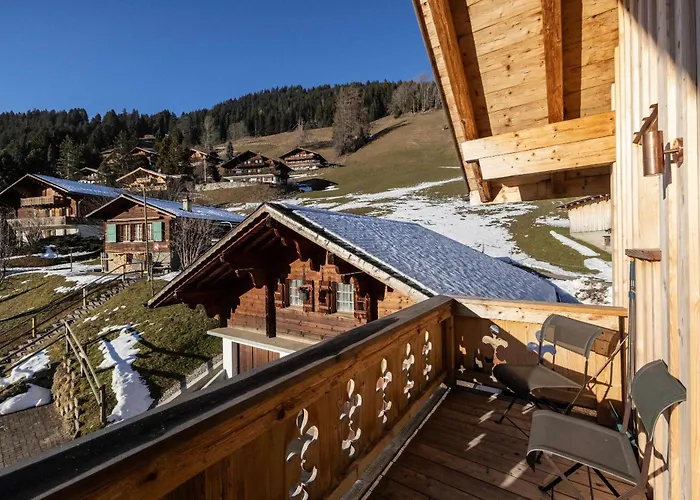 Villa Minimalist Chic In The Heart Of