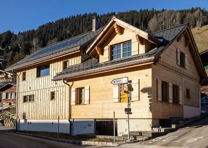 Villa Minimalist Chic In The Heart Of Rougemont