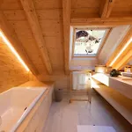 Minimalist Chic In The Heart Of * Rougemont