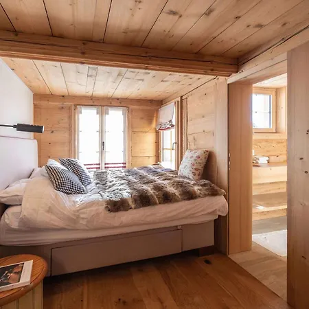 Minimalist Chic In The Heart Of * Rougemont